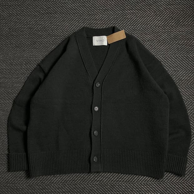 VTWO 미니멀 박시핏 울 가디건 챠콜o 4812