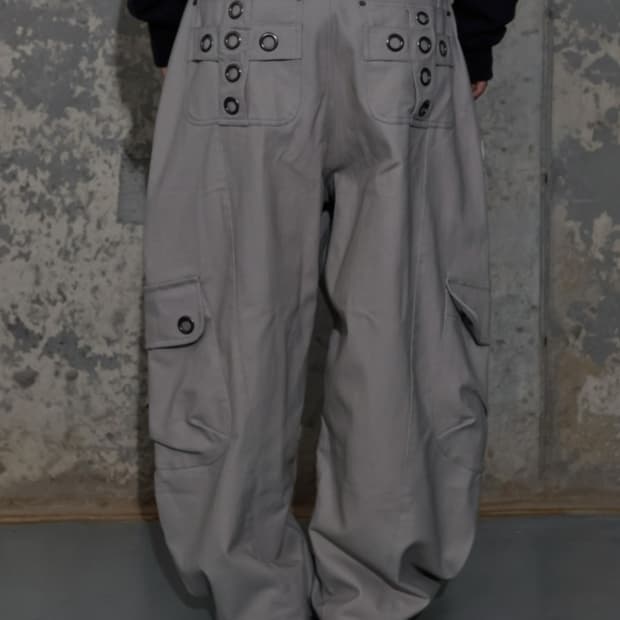 팬시클럽 CROSS POCKET CARGO PANTS