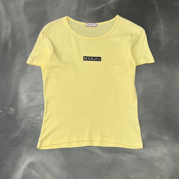  막스앤코 박스로고 반팔티 y15785