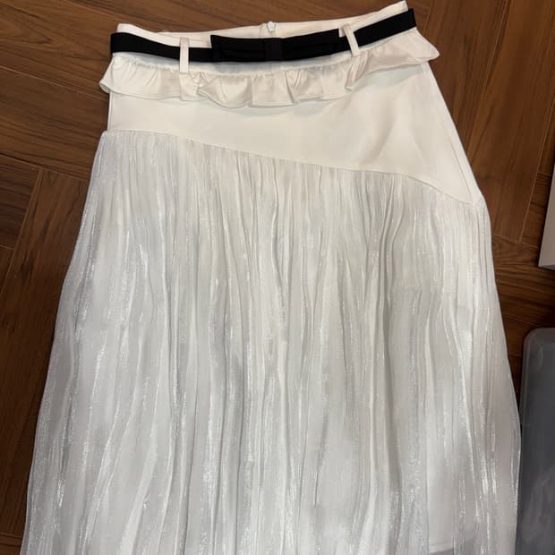 런웨이티켓 오운서 롱치마