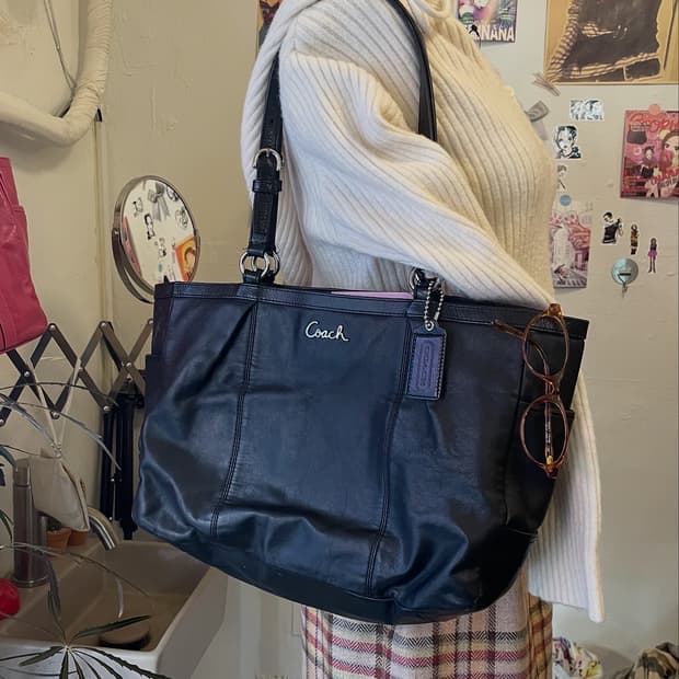 코치 블랙 레더 숄더백 [무배]