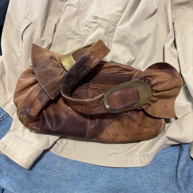 vintage classic from italy leather shoul