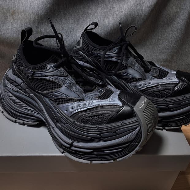 [새상품급] 발렌시아가 플랫폼 스니커즈 43