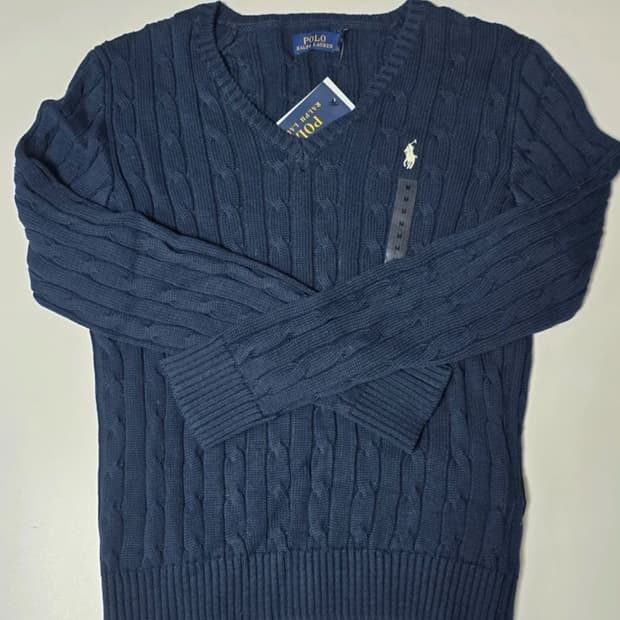 폴로 브이넥 니트 