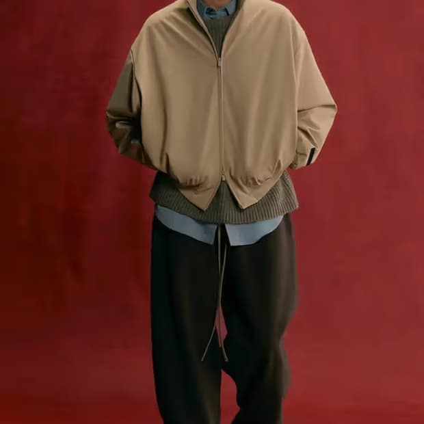 피어오브갓 에센셜 나일론 트렉 봄버 쟈켓 데저트 샌드