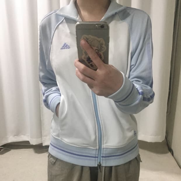 아디다스 흰하 화이트 하늘 퍼플 시나모롤 트랙탑 져지