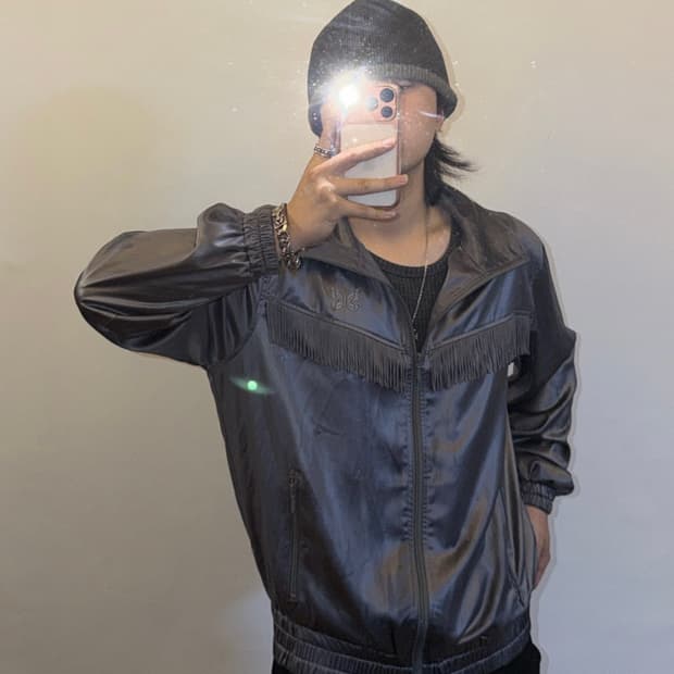 니들즈 프린지 새틴 저지