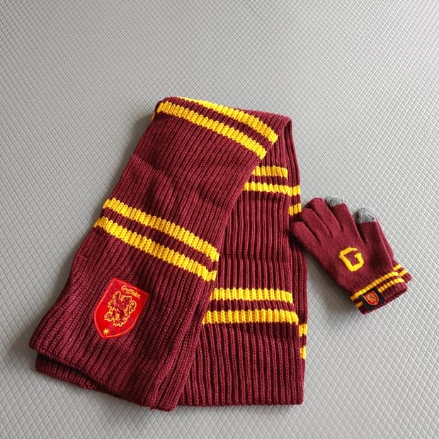 스파오 해리포터 머플러 글러브 세트