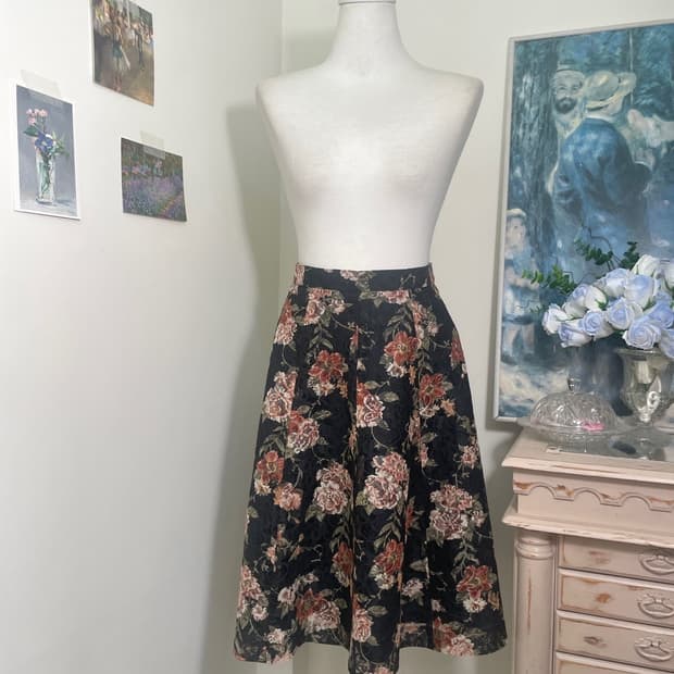 black flower lace flare skirt(size-9)