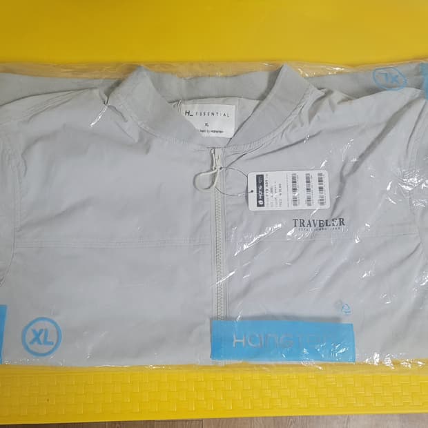 행텐 바람막이(새상품)