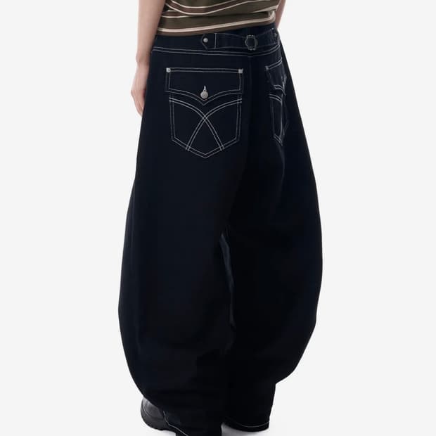 아캄 Cinch Back Cotton Pants 1