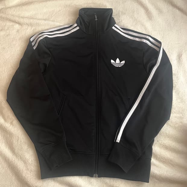 아디다스 파이어버드 져지 트랙탑 블랙 xs사이즈 황금사이즈