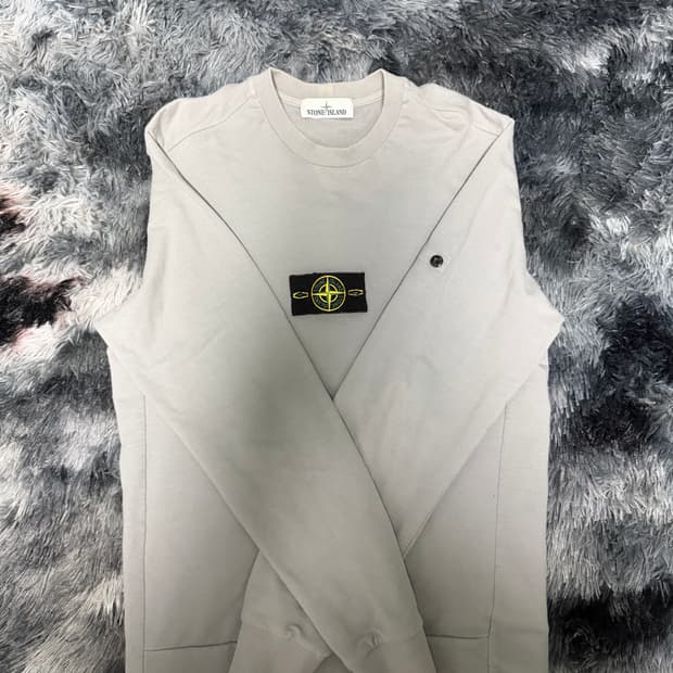 스톤아일랜드맨투맨