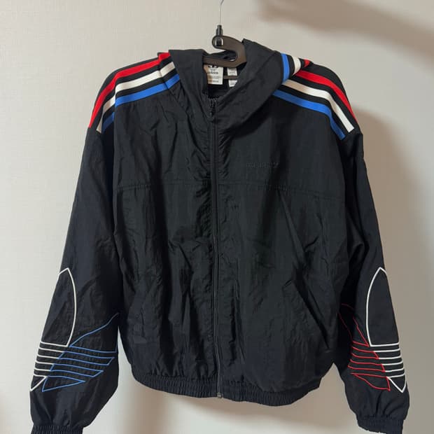 아디다스 윈드브레이커 S 사이즈 GT8471