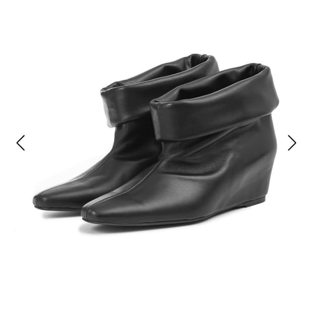 오소이 Cuff boots black 250