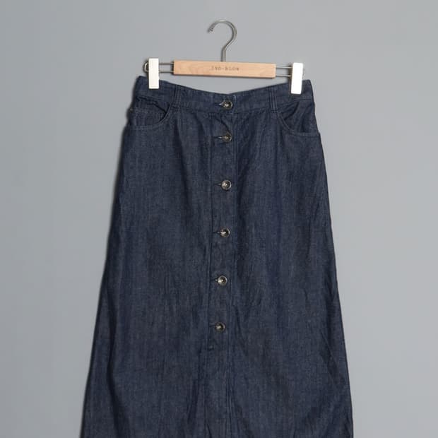 Comfort Basic ButtonUp Denim Skirt (27)