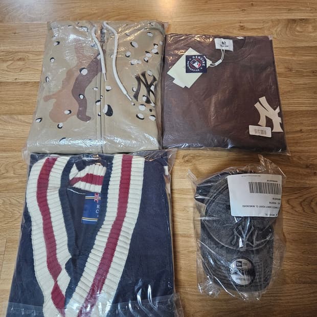 Madhappy 매드해피 뉴욕 양키즈 반팔 티셔츠 브라운