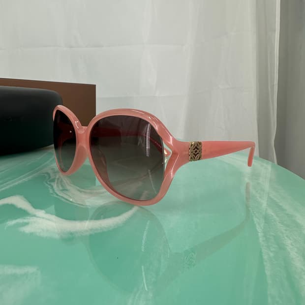 [새상품 무료배송] Made in Italy 로에베 선글라스