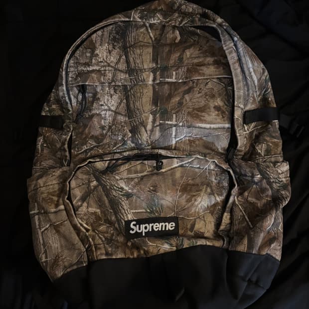 25fw 슈프림 리얼트리 백팩