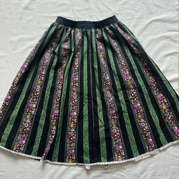 Tyrol Bloom Skirt