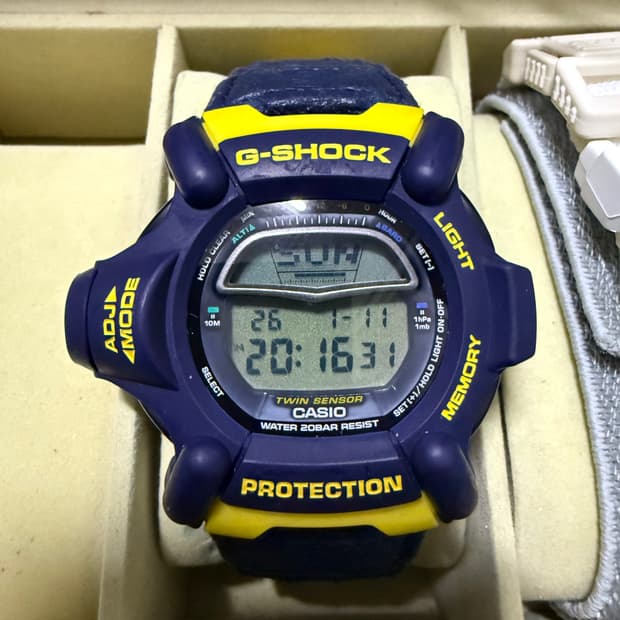 지샥 라이즈맨 DW9100 검노