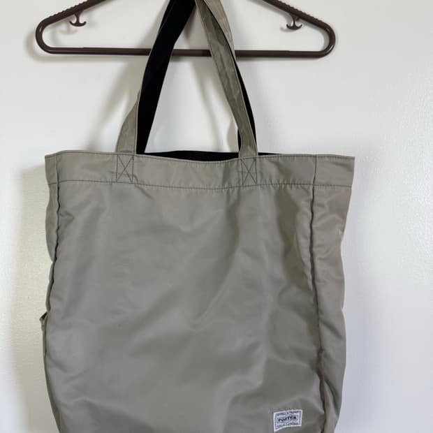 요시다포터 양면 숄더백