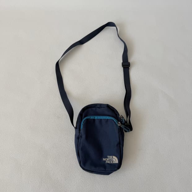 노스페이스(THE NORTH FACE) 미니 크로스백