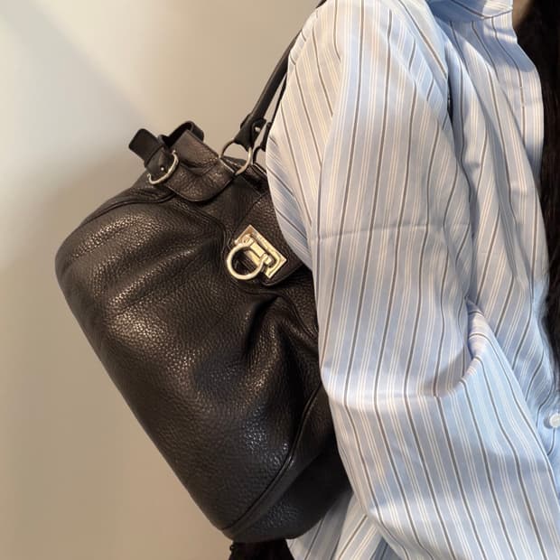 페레가모 간치니 만두백