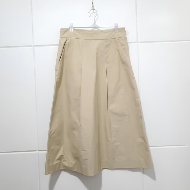 오르 ORR 베이지 핀턱 스커트 사이즈 2
