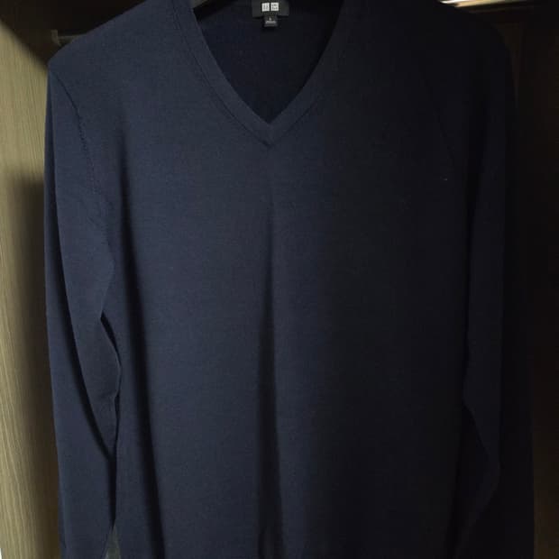 (L) 유니클로 메리노브이넥니트 네이비