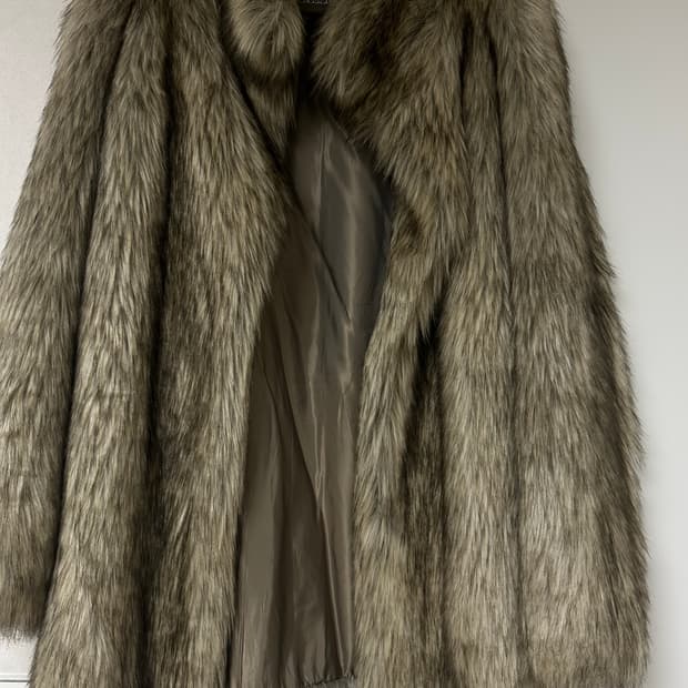 스튜디오테이블 퍼자켓