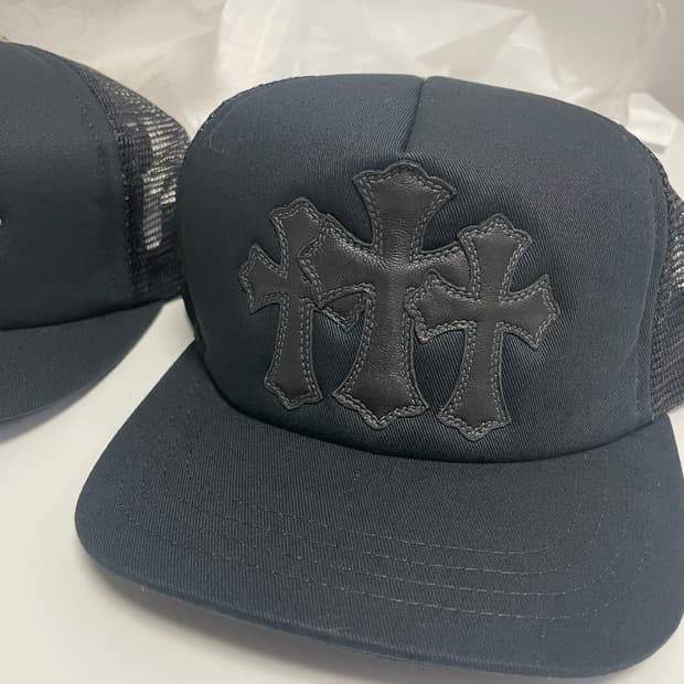 크롬하츠 신상 모자 블랙 세메터리 패치 메쉬