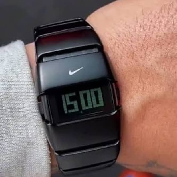 나이키 d line 디라인 시계 삽니다