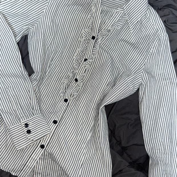 빈티지 공겜여주깔 오네갸루 프릴 블라우스 셔츠