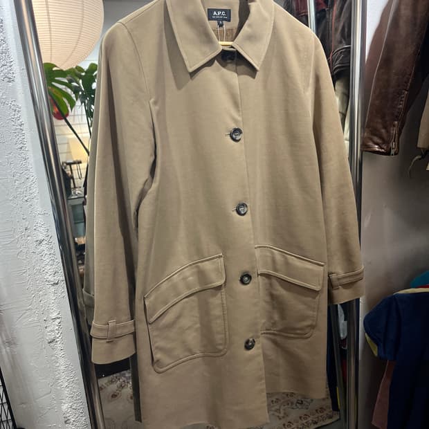 A.P.C. 싱글 트렌치 코트