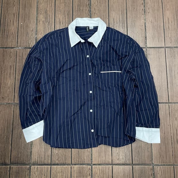 H&m Divided 올드스쿨아메카지 혁오풍 하이틴긱시크 배색셔츠