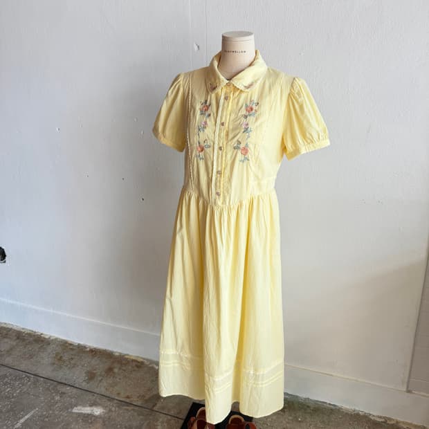 simple retro 연노랑 자수 레이스 원피스