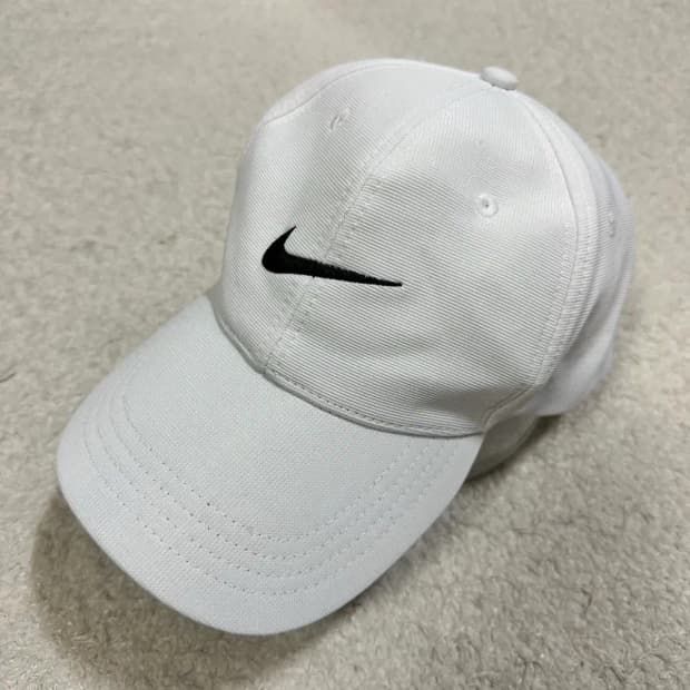 나이키 볼캡 모자