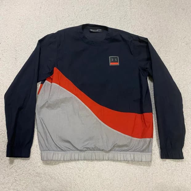 언더아머 트레이닝탑 바람막이 m