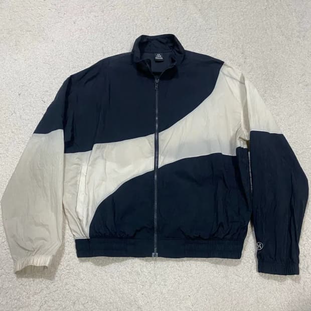 언더아머 바람막이 자켓 L