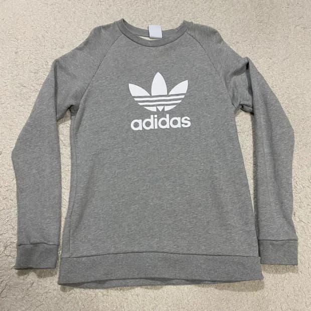 아디다스 회색 맨투맨 티셔츠 L 100