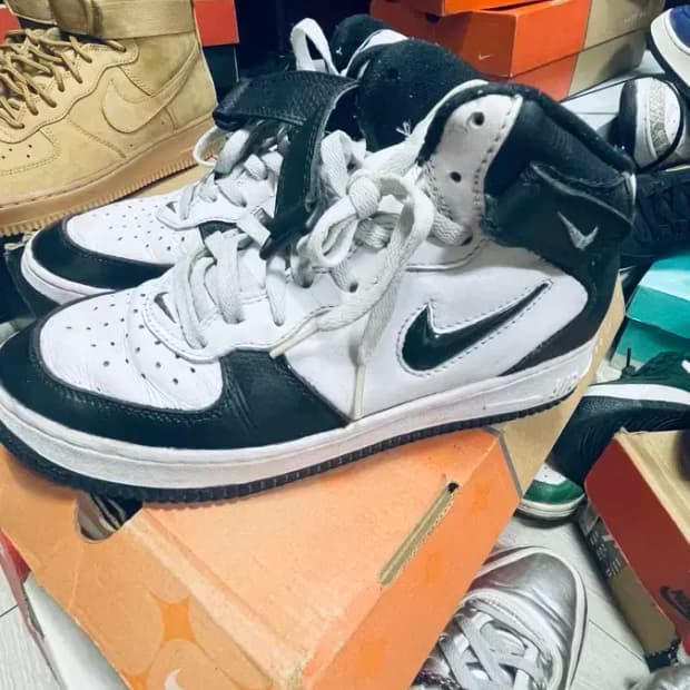 나이키 에어 포스 1 달마시안 265 팝니다