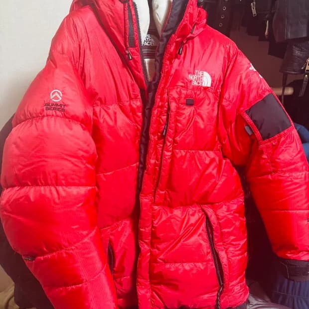 노스페이스 발토르 발토로 800 레드 라지