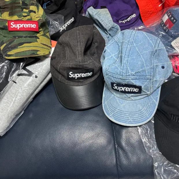 슈프림 박스로고 캠프캡 투톤 팝니다