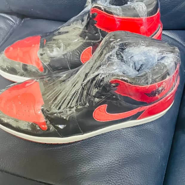 나이키 에어 조던 1  브레드 2001