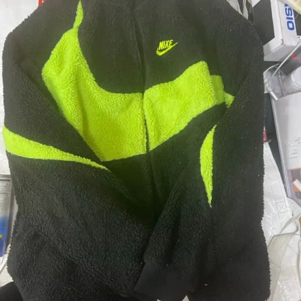 나이키 빅스우쉬 리버시블 매징판 xL