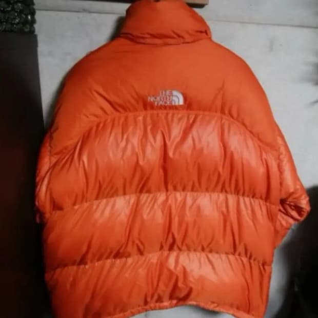 노스페이스 눕시 700 센터로고 오렌지 XL