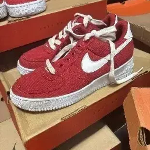 나이키 에어포스1 로우 레드 cvs