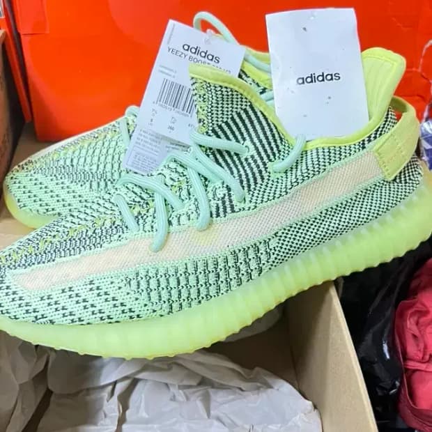 [260] 이지부스트 350 이즈릴 새제품팝니다