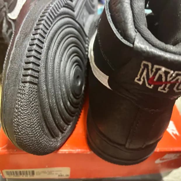 나이키 에어포스 1 nyc 265